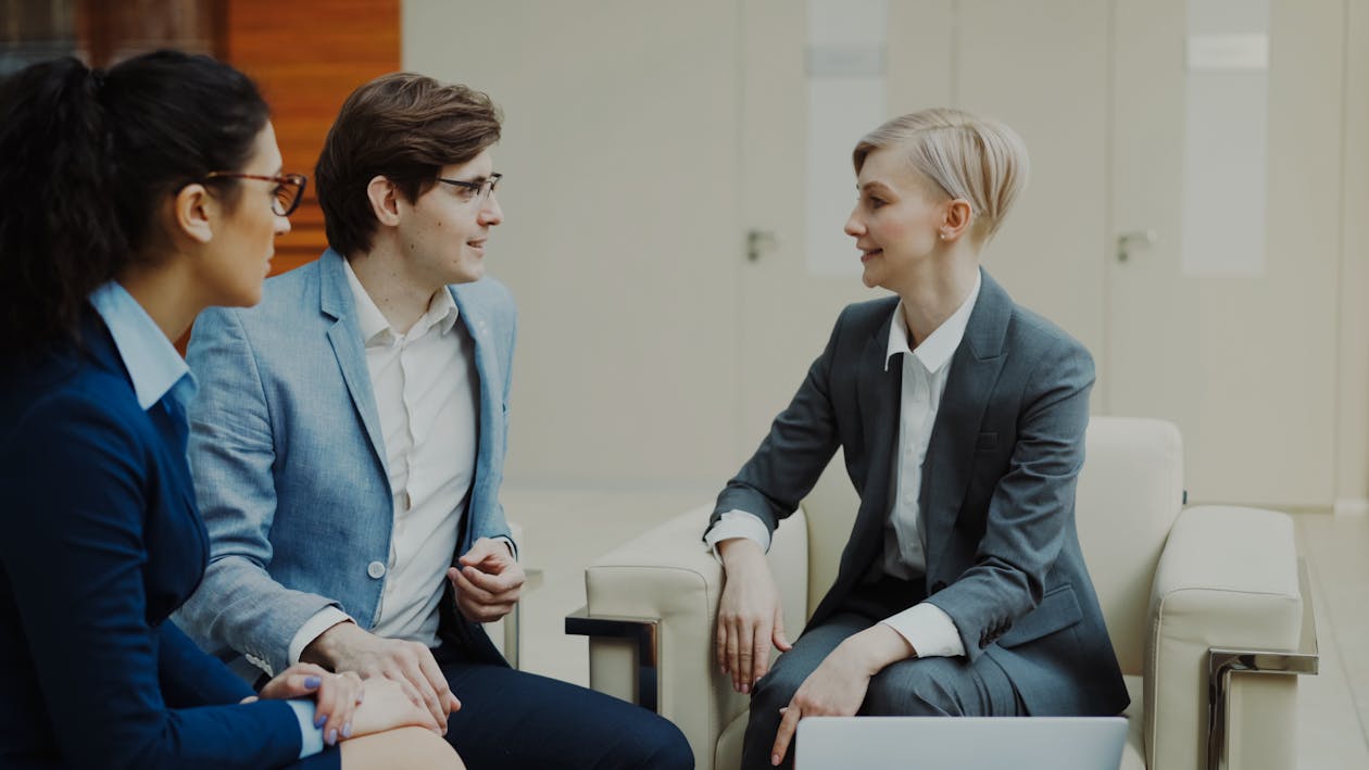 Entretien professionnel entre un salarié et un responsable RH